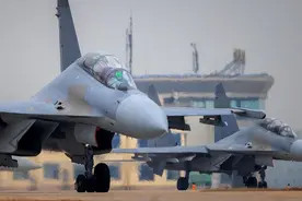 歼16已迎来11批次！未来产能将继续增加，2030实现数量破千图片