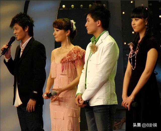 边侧：央视最帅主持，与母亲通话后却从8楼一跃而下，年仅32岁！