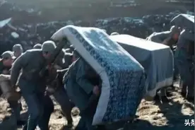 湿棉被真能挡子弹，抗日神剧胡编的？有人早就用真枪实弹做过试验图片