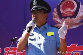 致敬英雄•原创诗歌五篇图片