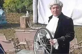 徐峥、沈腾现身黄渤的《忘不了农场》，宋祖儿调戏大鹅反被追赶图片