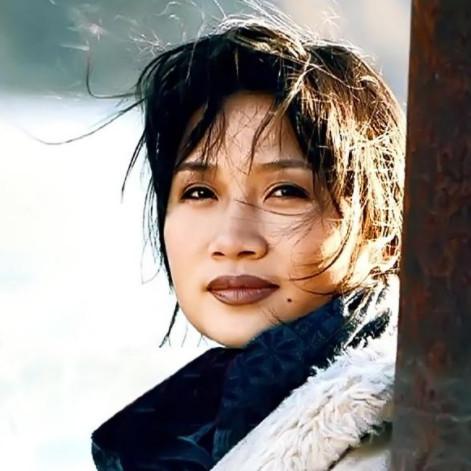 演唱《渴望》主题歌和插曲的3位著名歌手，人生的命运让人唏嘘