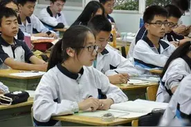 临近高考才知道，高中补课和不补课的差距有多大，幸亏当初选对了图片