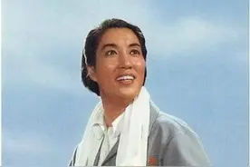 样板戏《海港》主演文革后境遇：李丽芳封神、赵文奎嗓子坏了图片