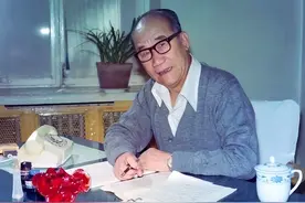 【八卦】侯宝林自述与三个妻子分家事图片