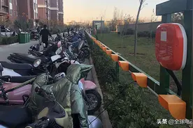 电动车长期不用后，发现充不进电怎么办？试试用这4种方法来修复图片