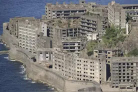 起底日本“鬼岛”：高楼遍布无人居住，772名中国人在此丧命图片