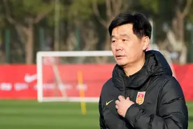 体育快评 | 李霄鹏的去留 不以他的意志为转移图片