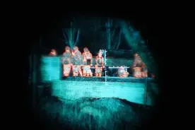 解放军新型夜视仪亮相，精准捕捉人体轮廓，与美军黑科技不相上下图片