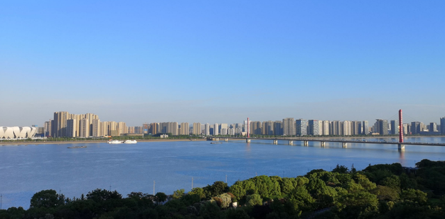 长沙天心区380万，如何选江景房