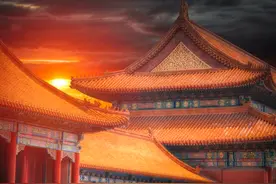 梦中五彩祥云，这5种梦暗示好运连连，意味着老天在眷顾你图片