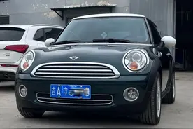 翻新一辆2007年的绝版mini，17岁的经典老家伙，满血复活变新车！图片