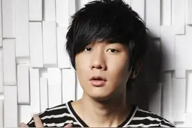 首首经典，火了二十年，他有什么故事？图片