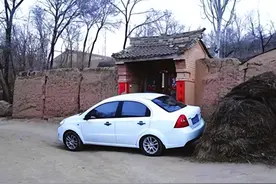 越来越多农村人买车，用不上也要买，到底是为什么？图片