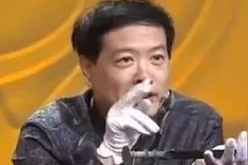 小伙拿20万买的“赵子龙佩剑”去鉴宝，专家：假的，值500万美元图片