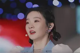 硬糖少女303婚礼现场表演《硬要赢》，蔡国庆跟着忘情舞动图片