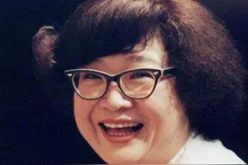 14年过去了，那个说要帮沈殿霞养女儿的陈淑芬，履行承诺了吗？图片