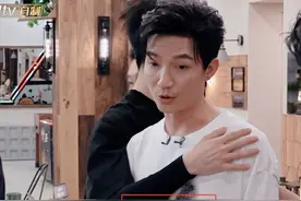 陈楚生罕见发火，与王栎鑫爆发激烈争吵，其实打了王耀庆的“脸”图片