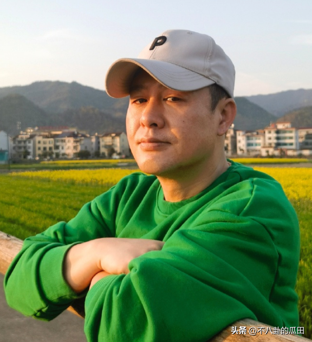 张颂文爆红坚持不接广告，《狂飙》配角却赚得盆满钵满