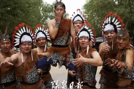 快来“入戏”！这里的沉浸式表演精彩不断→图片
