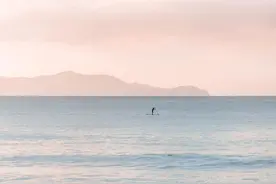 命里遇到这三种人，是老天派来渡你的！图片