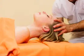 按摩保健讲方法，注意事项必知它图片