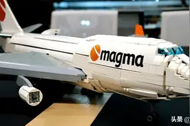 少年用6000块乐高积木拼出747模型 航司将永久展出图片