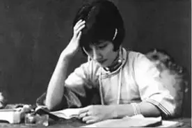 陆小曼病逝，遗愿是和徐志摩合葬，继子三个理由，令她无葬身之地图片