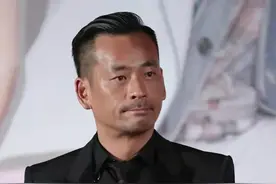 洗米华为何突然出事？9年前就有预兆！看他对崩牙驹如何忘恩负义图片