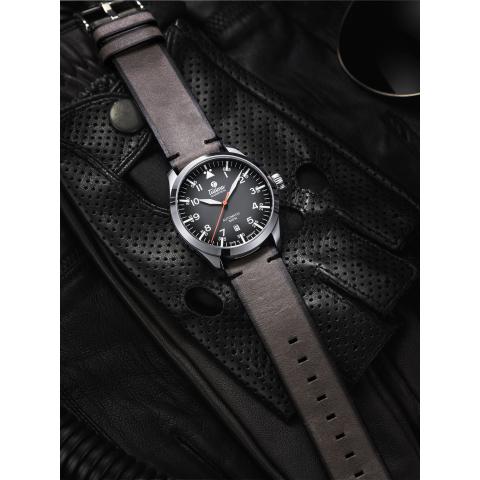 ʯӢ������ȷ��ʱ�е��������