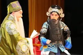 京剧史上最具韵味的10大老生唱段有哪些？以下是我个人的看法图片
