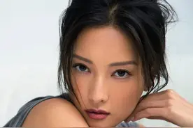 日本第一美腿女星官宣出柜？靠演“坏女人”出名，85cm长腿太绝了图片