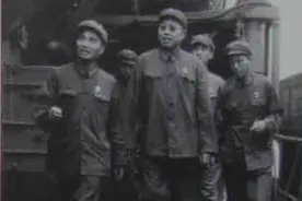 李作鹏初到海军，就与苏振华关系紧张，说他：简直不像个政委样子图片