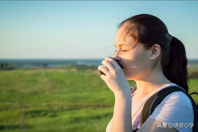 生存的法则:如何快速获得他人的好感,请记住三个高情商沟通技巧