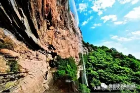 太行山 高原向平原的转折很壮丽图片