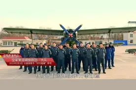中国解放军“哭穷”，军事实力被高估？直钩钓鱼为何总有人上当！图片