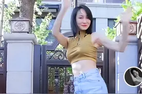 王皓娇妻晒跳舞视频！35岁颜值气质依旧，完全看不出已生过2儿子图片