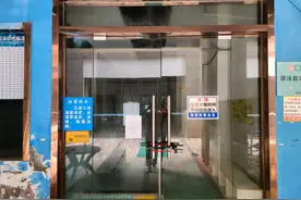 男子承包泳池交了5万元还没进场，健身房突关门预付款“打水漂”难要回图片