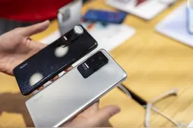 教你如何最准确查询小米手机屏幕厂商图片