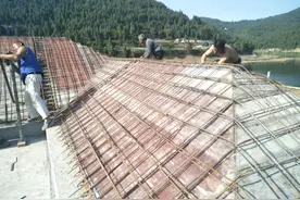 屋顶施工怎么做？网上教程字多又复杂，这里只有四步，简单易学图片