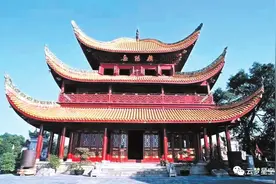 与“楼记”比肩并挂的长联图片