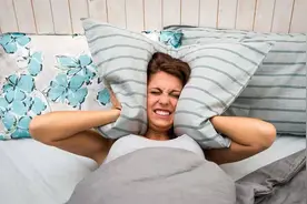 被楼上噪音折磨1年，总结出5条经验，告诉你楼上太吵要怎么“治”图片