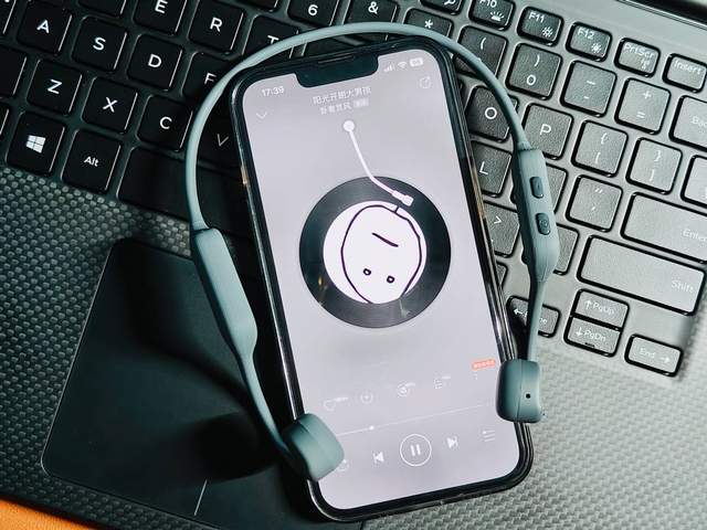 南卡Neo骨传导运动耳机，佩戴舒适音质绝佳，质价比十足