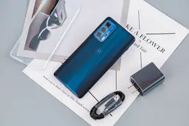 摩托罗拉最后的“挣扎”，1亿像素50倍变焦，12+256G再降800图片