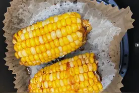 空气炸锅烤玉米图片