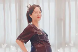 恭喜！赵小侨晒30周孕肚官宣怀孕，闺蜜陈乔恩携老公送祝福图片