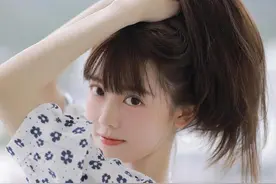 穿睡衣的小美女图片