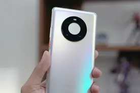 华为Mate40Pro最新售价确认，256GB下跌500元，即使清仓依然保值图片