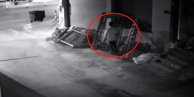 新婚妻子被4人连续性侵8小时，胁迫丈夫观看全程，最终双双丧命！