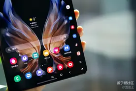 Galaxy Z Fold3侧边栏功能分享：固定侧边栏更便捷图片